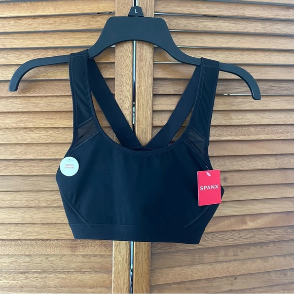 SPANX Other - Spanx Women’s Medium Impact Core Sports Bra Size XS NWT